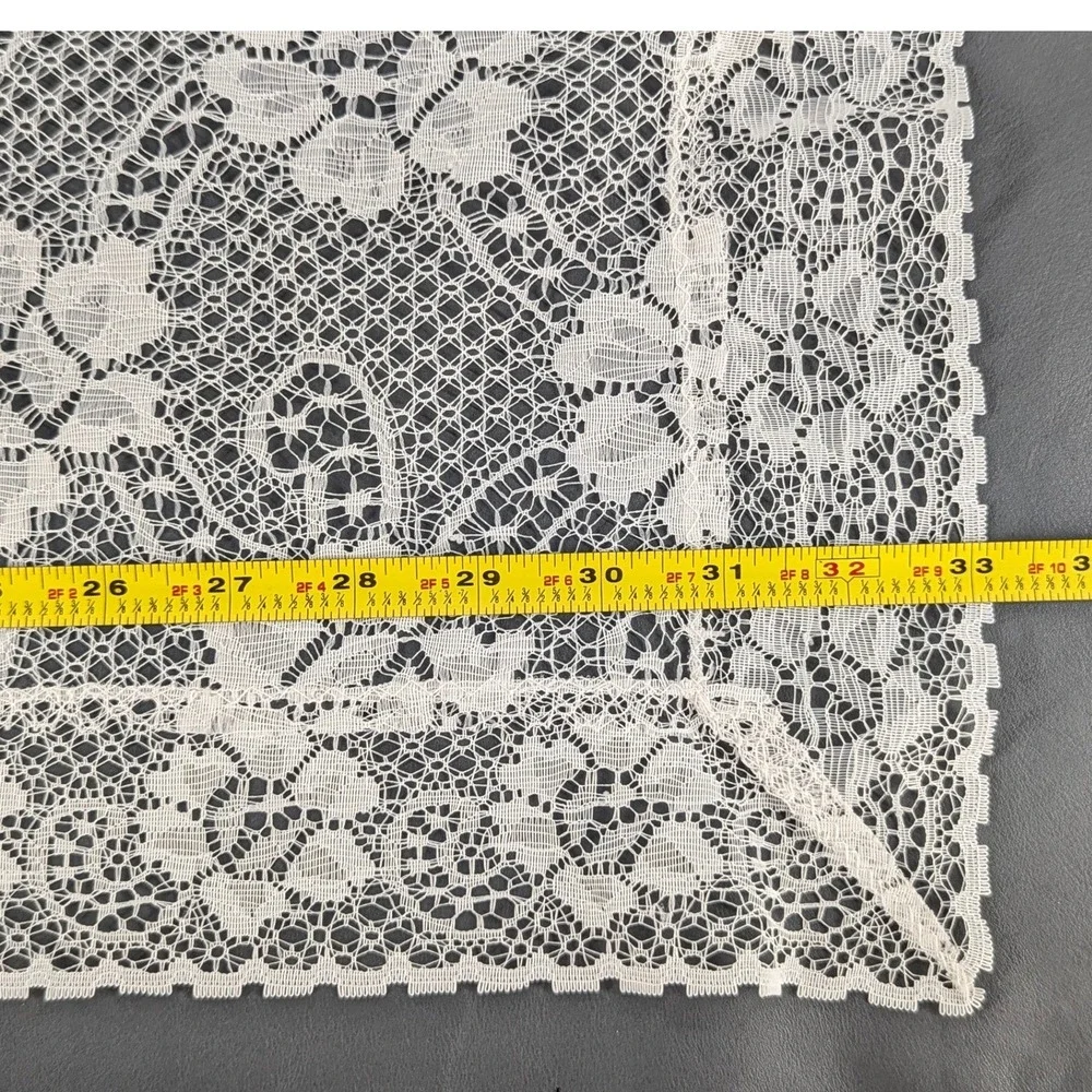 Vintage White Floral Lace Square Tablecloth 33x32 Scalloped Edge Tea Decor